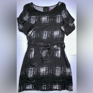 EUC LEOTA black‎ and white dress. Size large.